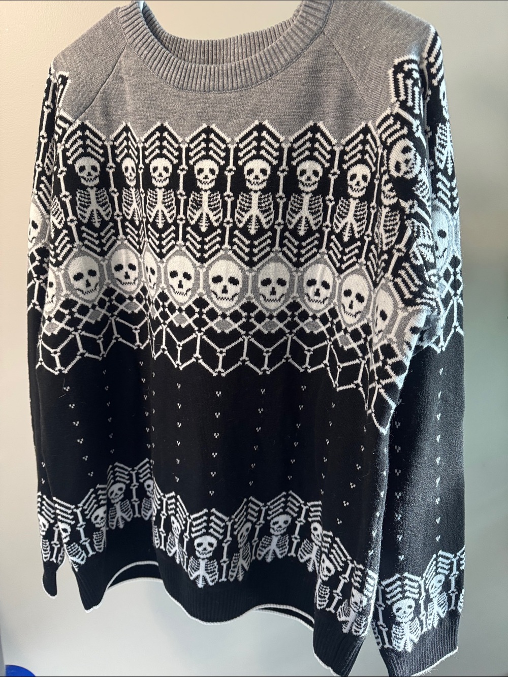 Women’s Halloween Skull Pattern Crewneck Sweater